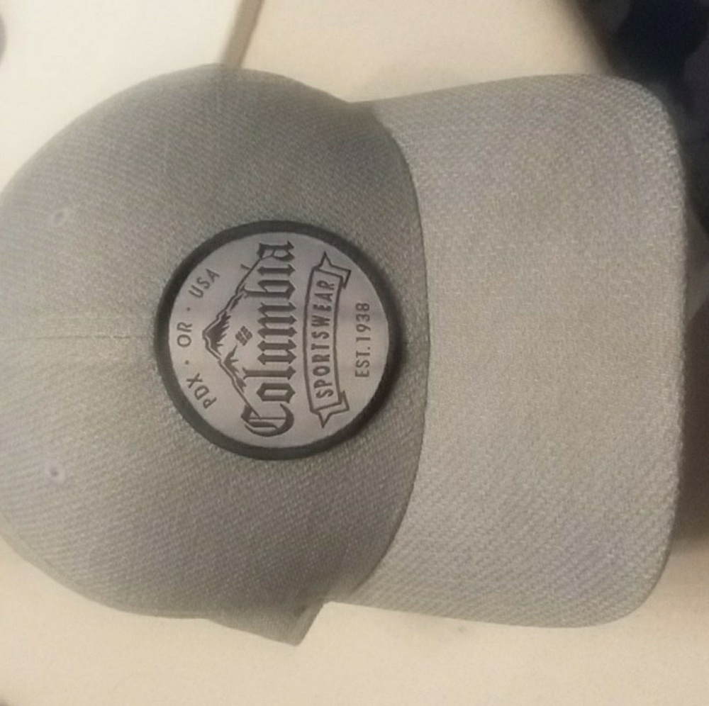 Columbia flexfit Sports hat